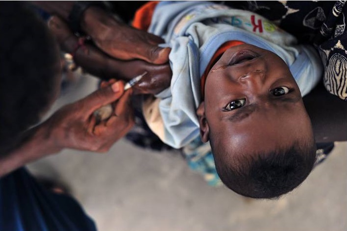 Vaccination _Africa child