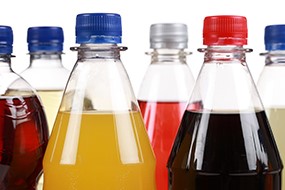 Vairietis of sugary drinks in plastic bottles
